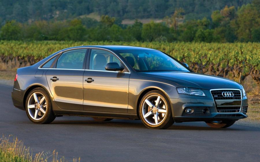 Audi A4 3.2 FSI Quattro Sedan (B8, 8K) (NA) '2007 - 11